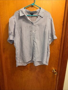 Torrid Striped Button-Up Shirt in Light Gray & White